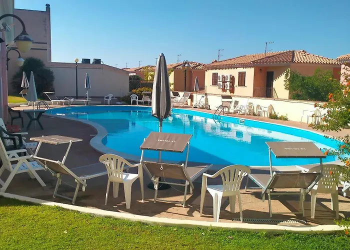 Villetta Soleil Con Piscina E Campo Da Tennis Condominiale